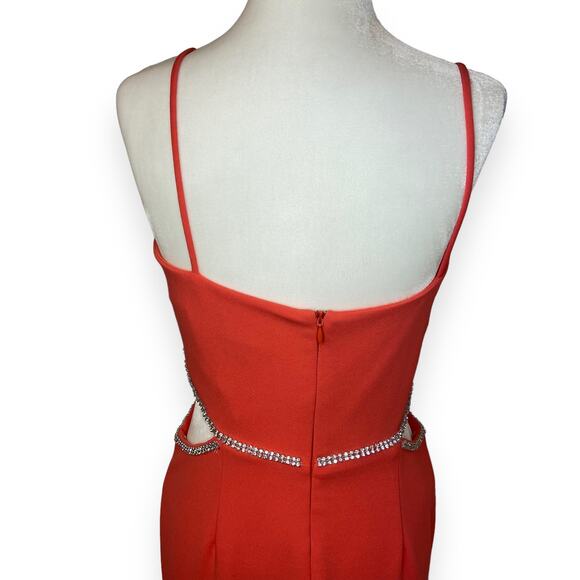 Xscape Evenings Side Cutout Scuba Crepe Long Gown Coral Pink - Picture 4 of 9